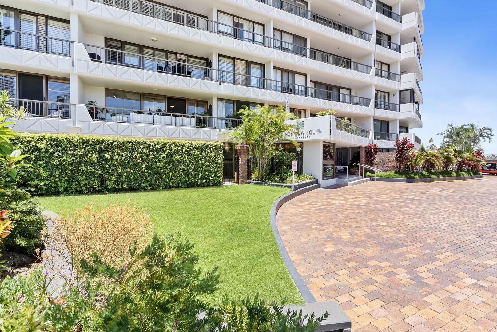 Additional image 24 of 9/18 Commodore Drive, Paradise Waters QLD 4217