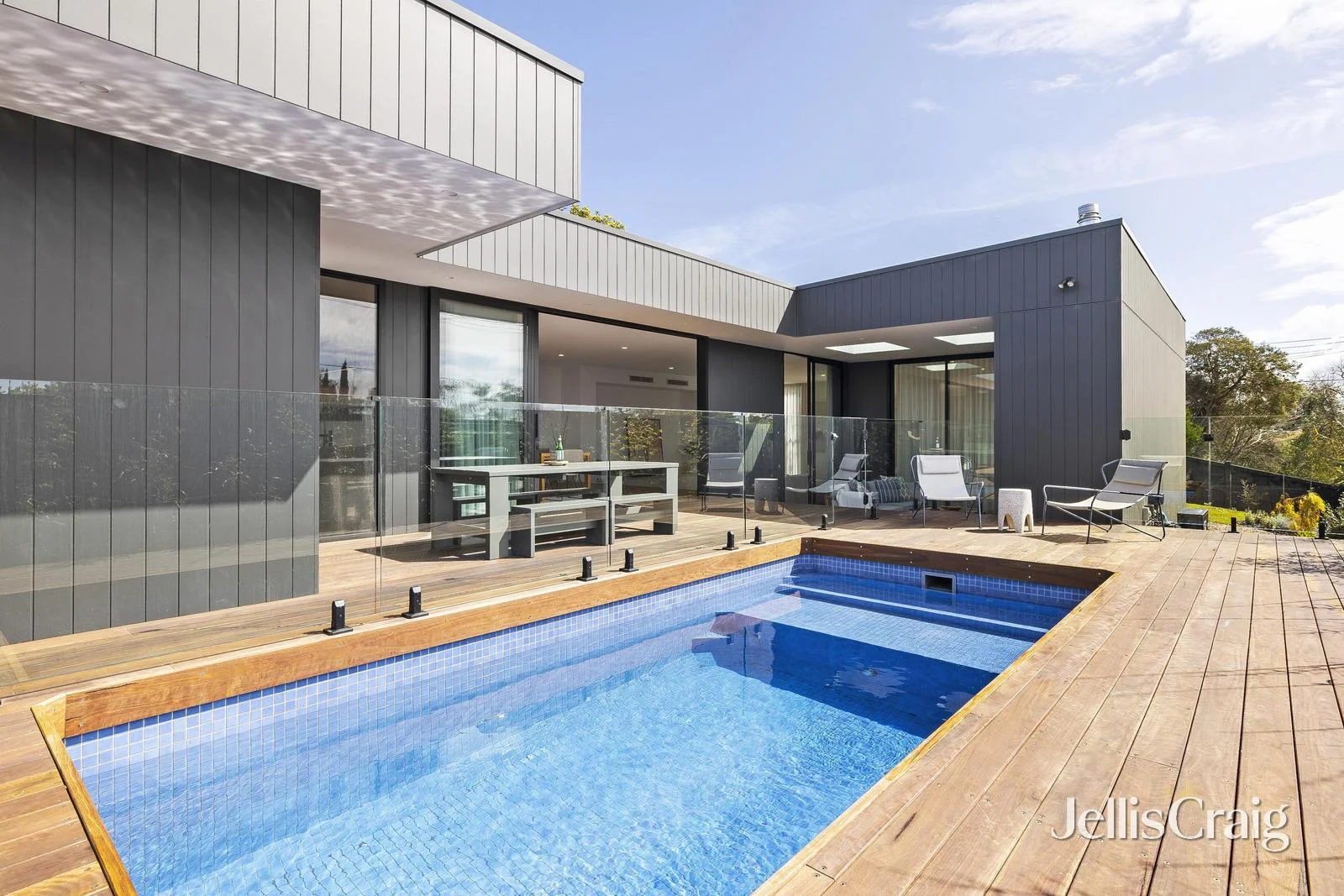 Additional image 3 of 1 Russell Crescent, Sorrento VIC 3943