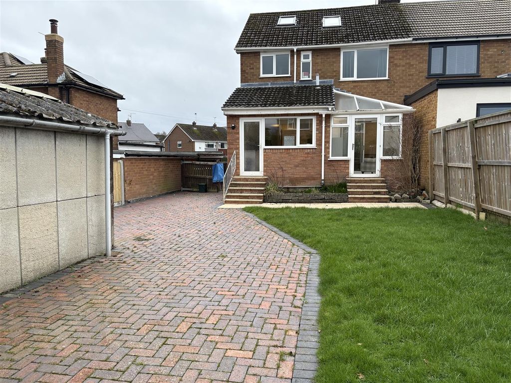 Additional image 18 of 4 bed semi-detached house to rentHafod Park, Mold CH7