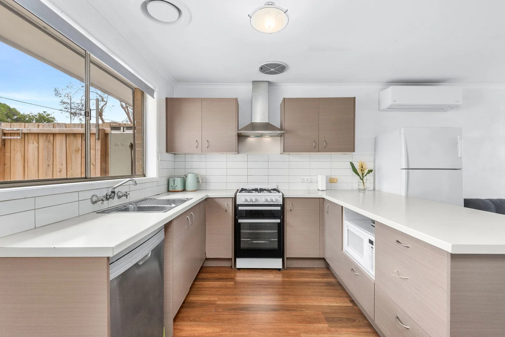 Additional image 3 of 8/371 High Street, Belmont VIC 3216