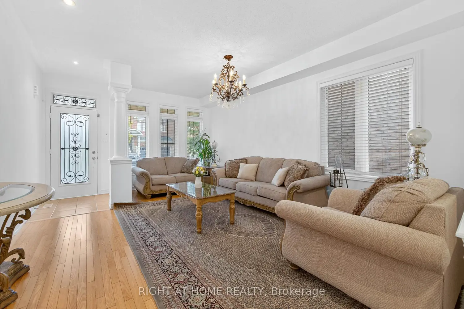 147 Betony Drive photo 4