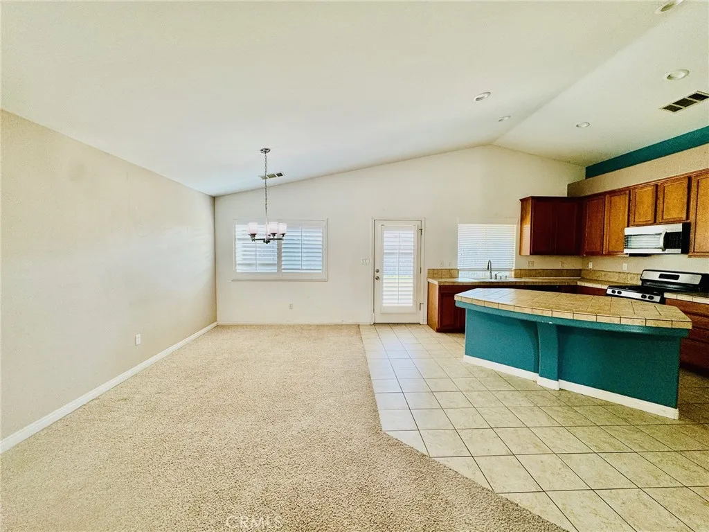 Additional image 39 of 5310 Sweitzer Lake St, Bakersfield, CA 93314