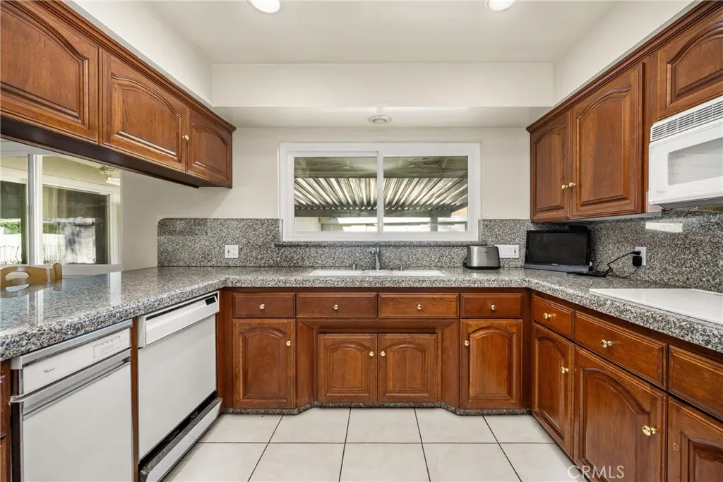 Additional image 76 of 13614 Dall Lane, North Tustin, CA 92705