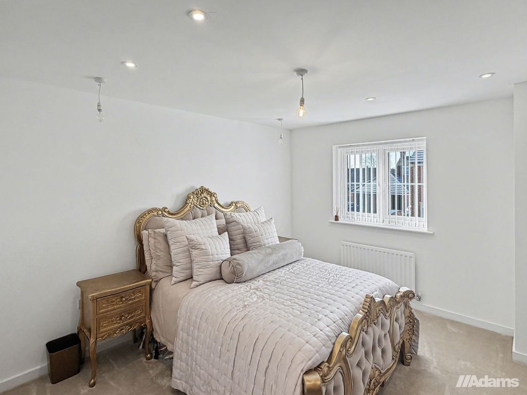 Additional image 17 of 4 bed detached house to rentHughes Close, Farnworth, Widnes WA8