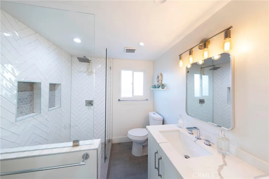 Additional image 65 of 19622 Canberra Ln, Huntington Beach, CA 92646