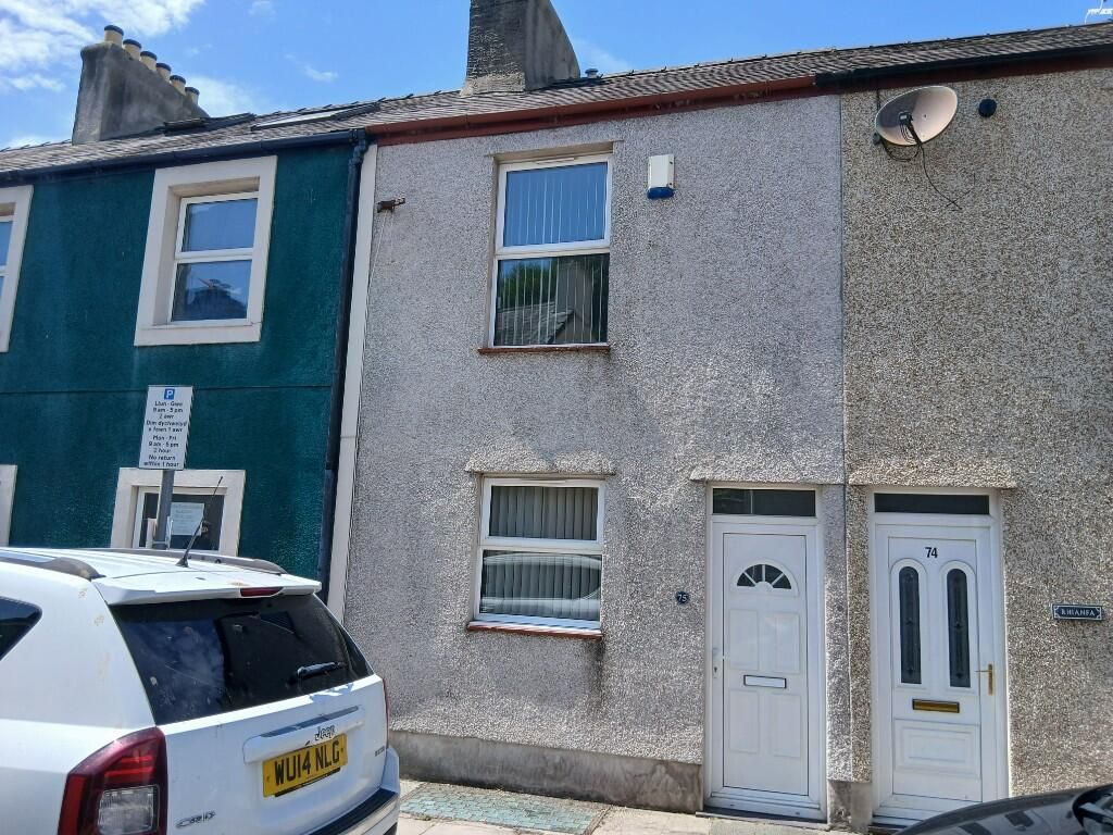 2 bed terraced house to rentBangor Street, Y Felinheli LL56