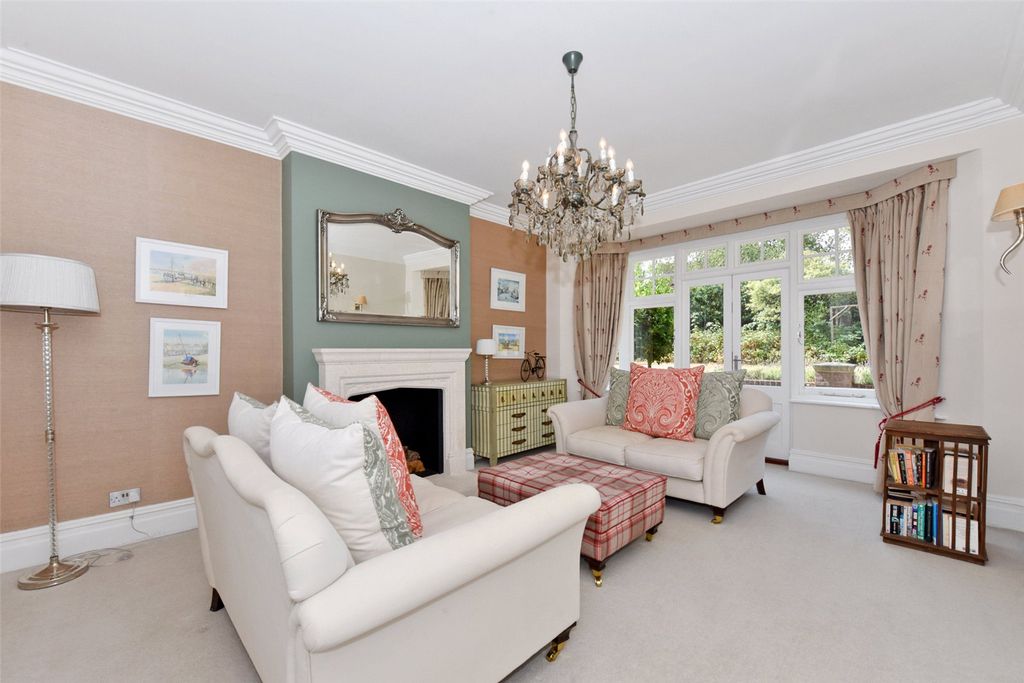 Additional image 4 of 6 bed detached house to rentChurch Road, Cookham, Maidenhead, Berkshire SL6