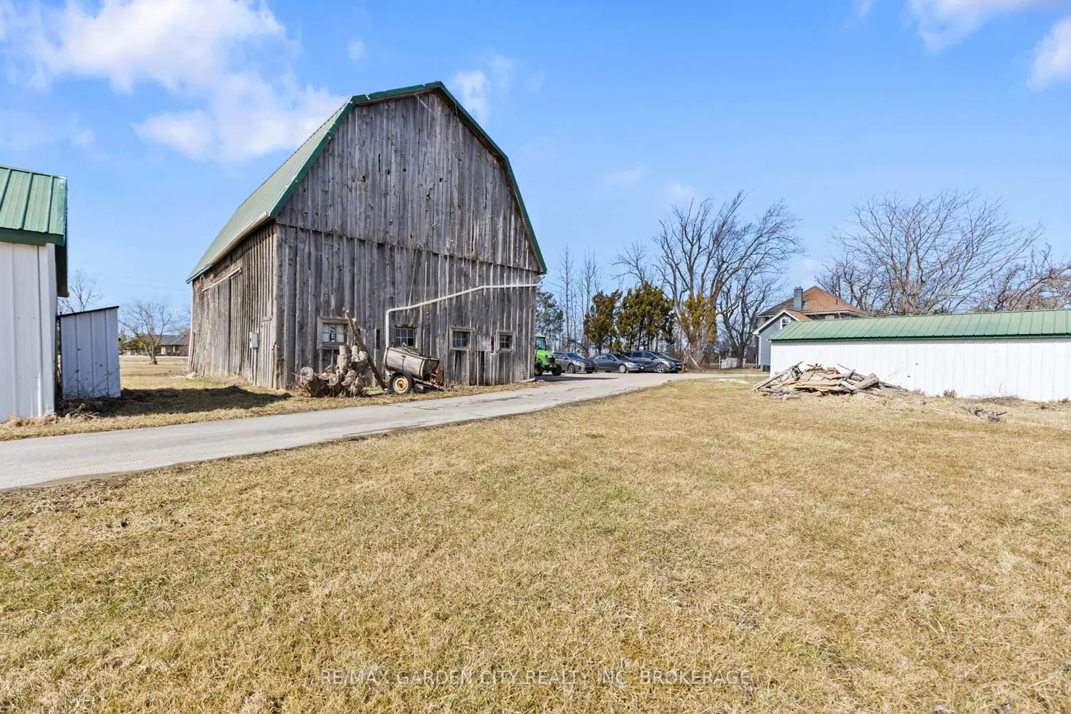 Additional image 3 of 997 Niagara Stone Road