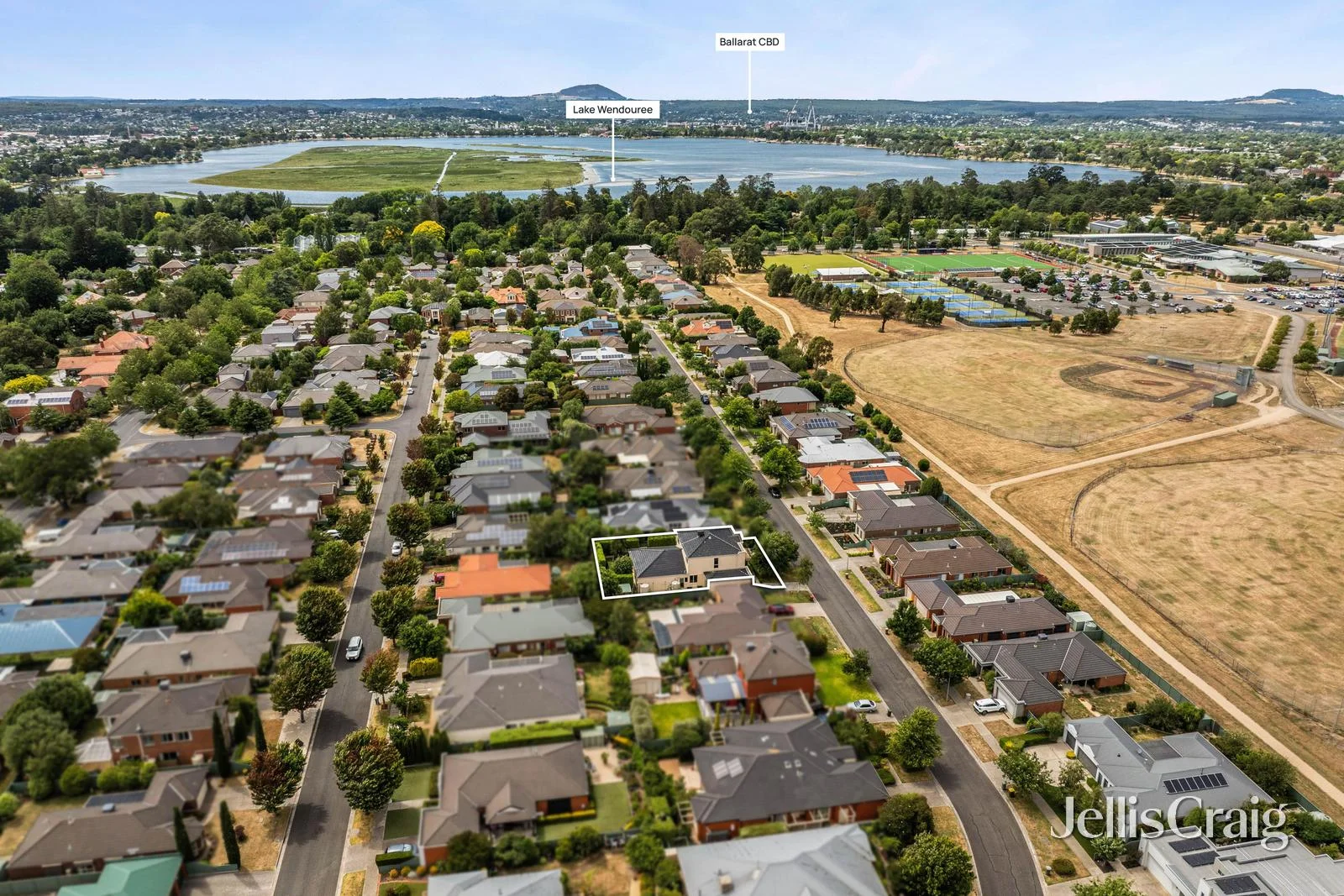 Additional image 12 of 26 St Chester Avenue, Lake Gardens VIC 3355