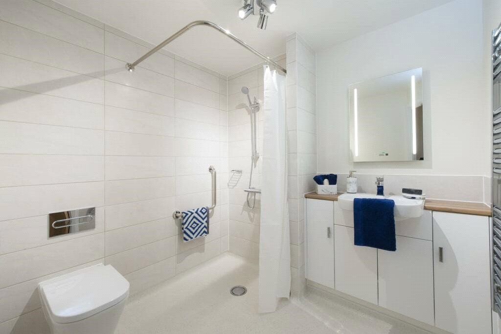 Additional image 3 of 2 bed flat to rentWilliam House, The Moors, Thatcham RG19