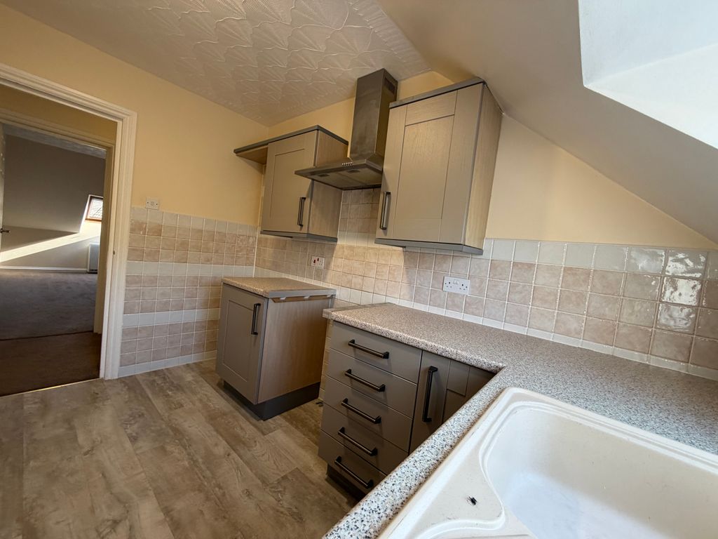 Additional image 7 of 2 bed flat to rentGwern Avenue, Caerphilly CF83