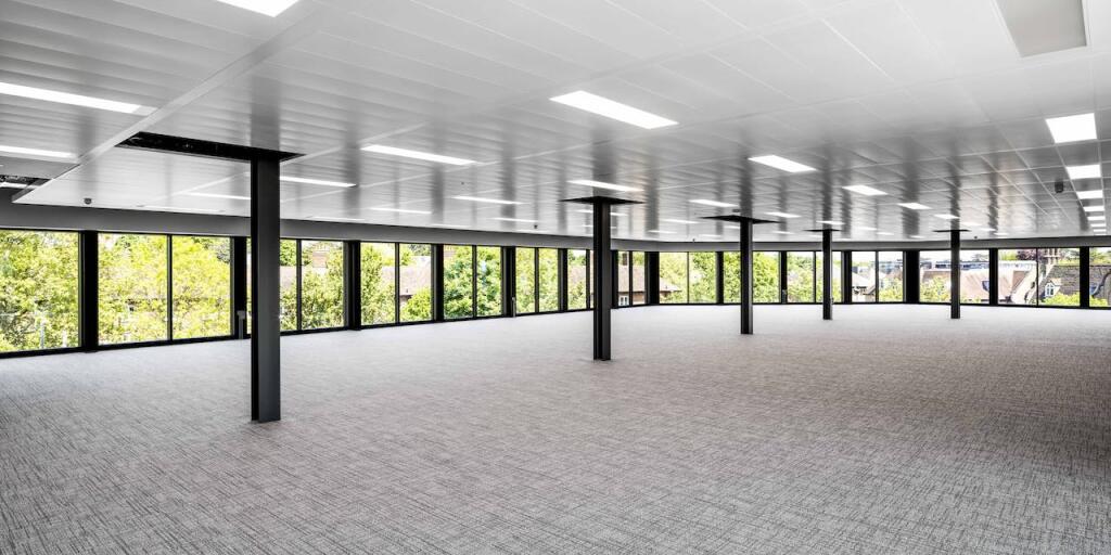 Additional image 6 of 10 Bricket Road, St Albans, AL1 3JX