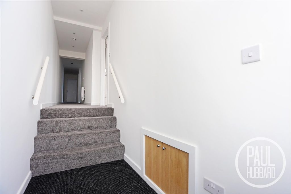 Additional image 10 of 2 bed maisonette to rentWaveney Road, Lowestoft NR32