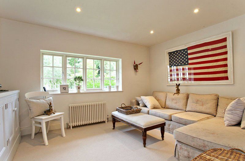 Additional image 6 of 5 bed detached house to rentFrieth Road, Marlow, Buckinghamshire SL7