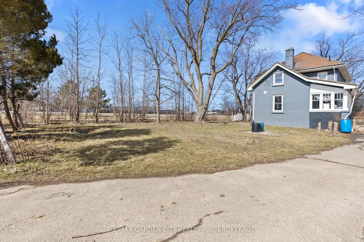 Additional image 7 of 997 Niagara Stone Road