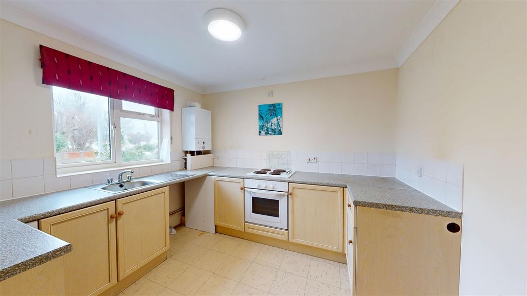 Additional image 2 of 2 bed flat to rentWestbourne Court, Penarth CF64