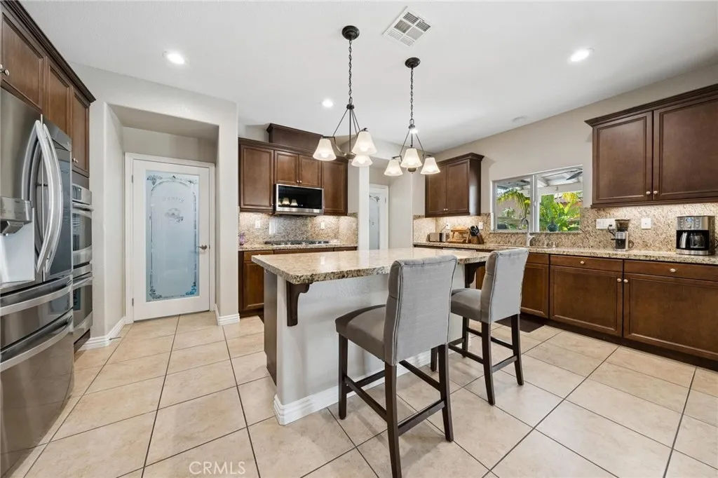 Additional image 64 of 16948 White Pine Way, Canyon Country, CA 91387