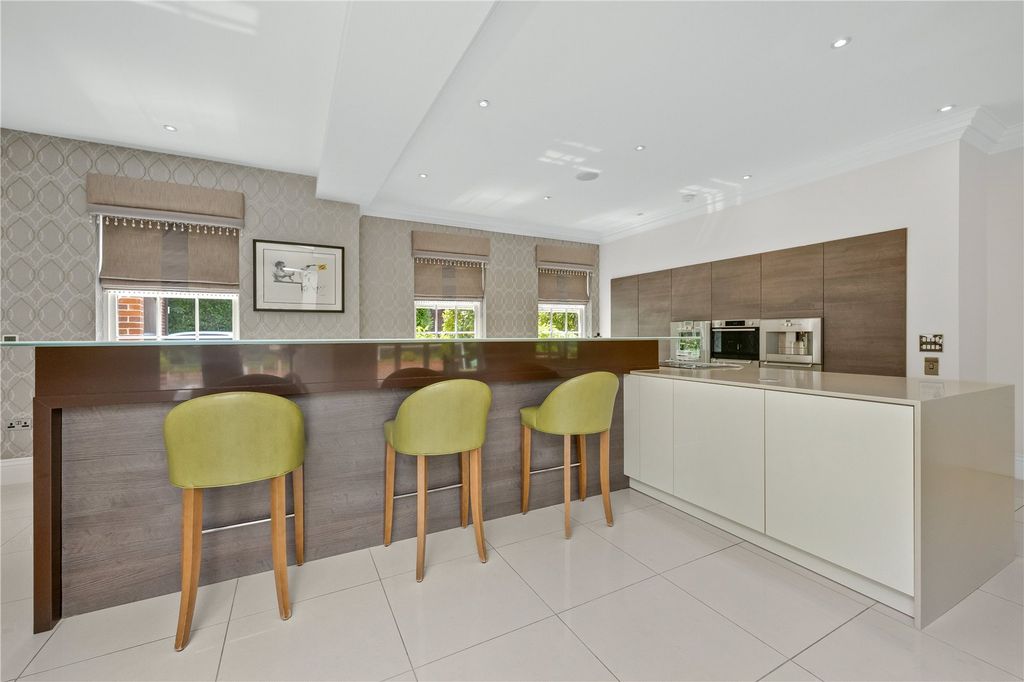 Additional image 21 of 6 bed detached house to rentBrockenhurst Road, Ascot, Berkshire SL5
