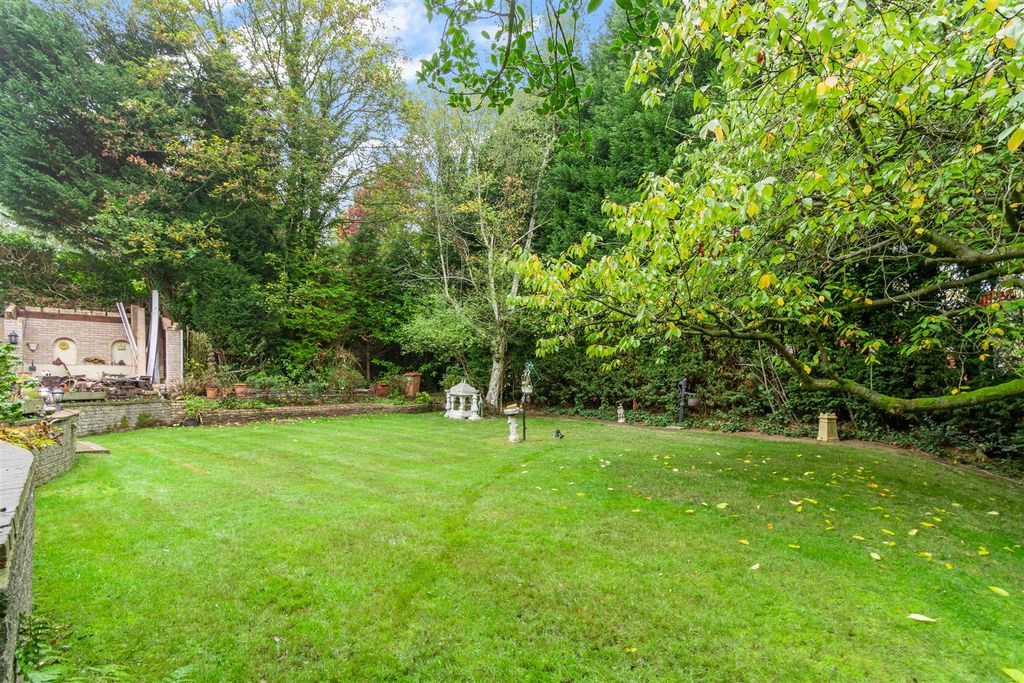 Additional image 30 of 5 bed detached house to rentKeepers Road, Sutton Coldfield B74