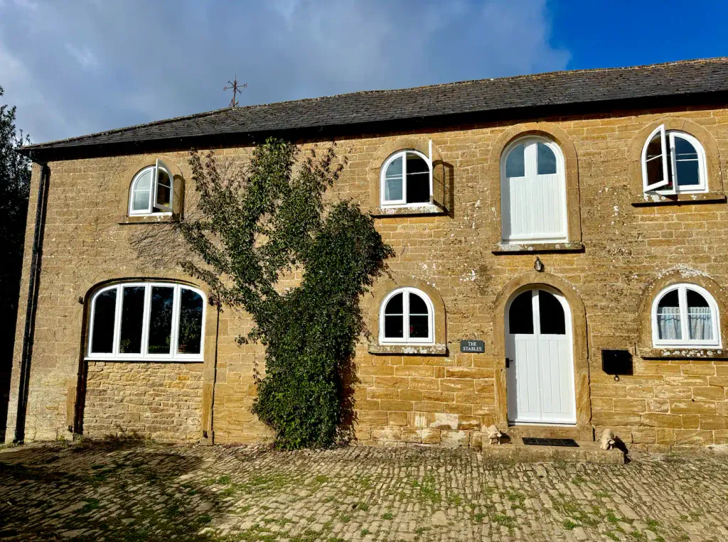 Additional image 2 of 3 bed farmhouse to rentHigh Street, Yeovil BA22
