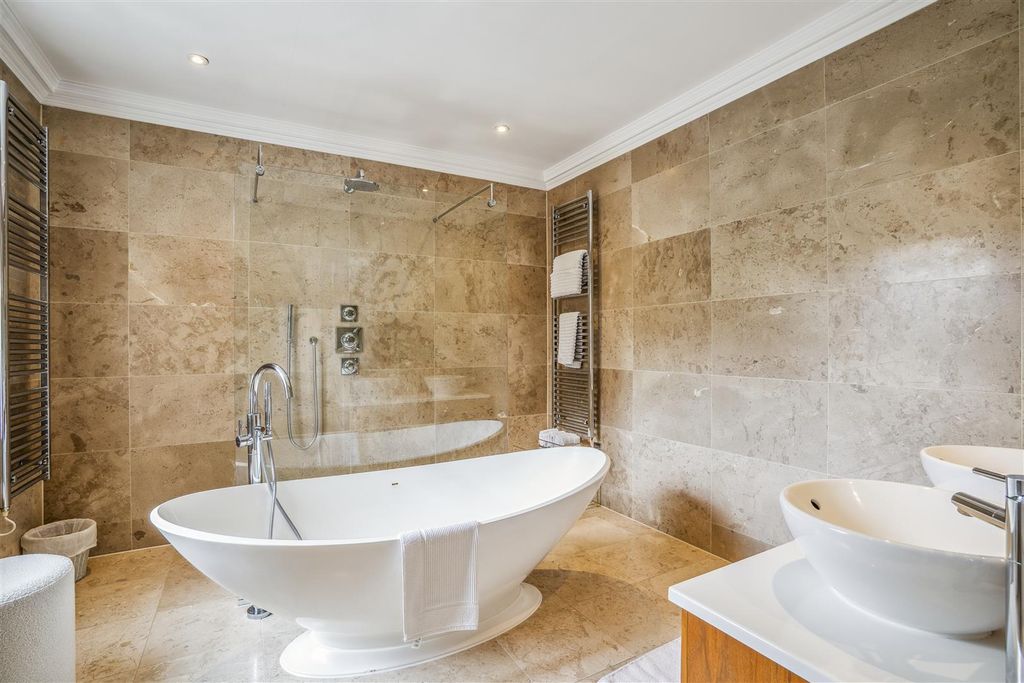 Additional image 16 of 5 bed detached house to rentBrockenhurst Road, Ascot SL5