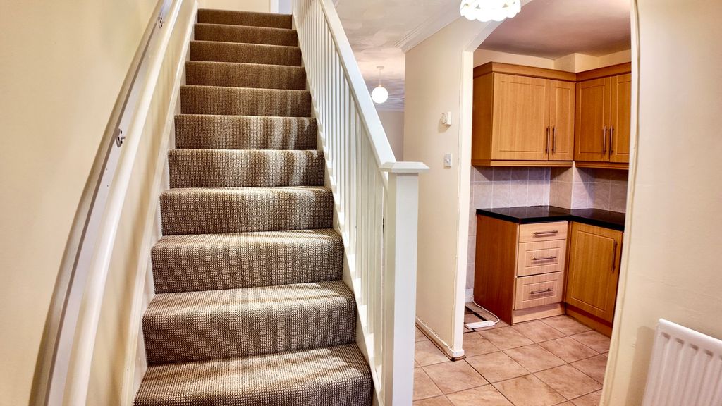 Additional image 13 of 2 bed terraced house to rentClos Llyswen, Penpedairheol CF82