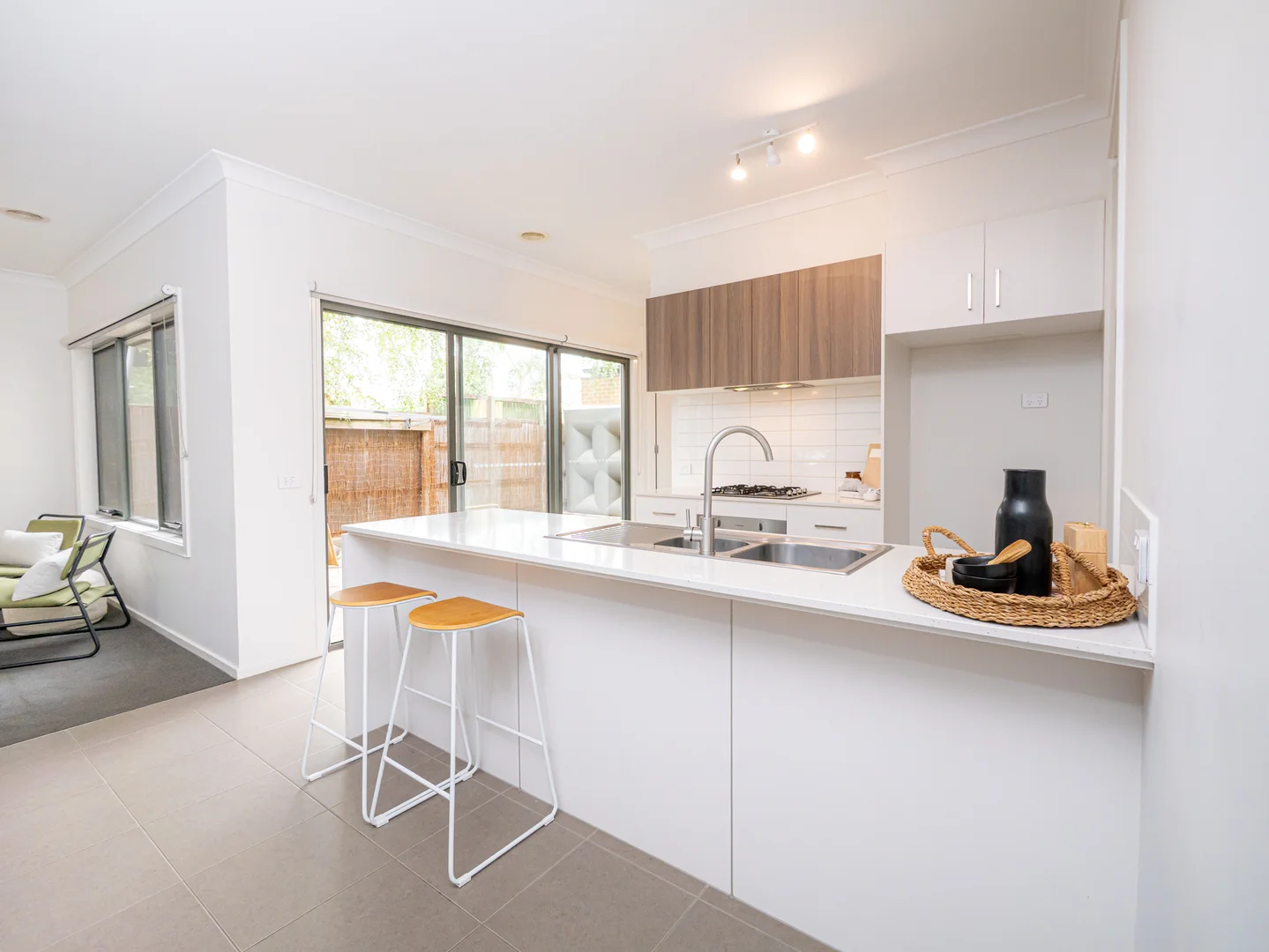 Additional image 3 of 2/396 Autumn Street, Herne Hill VIC 3218
