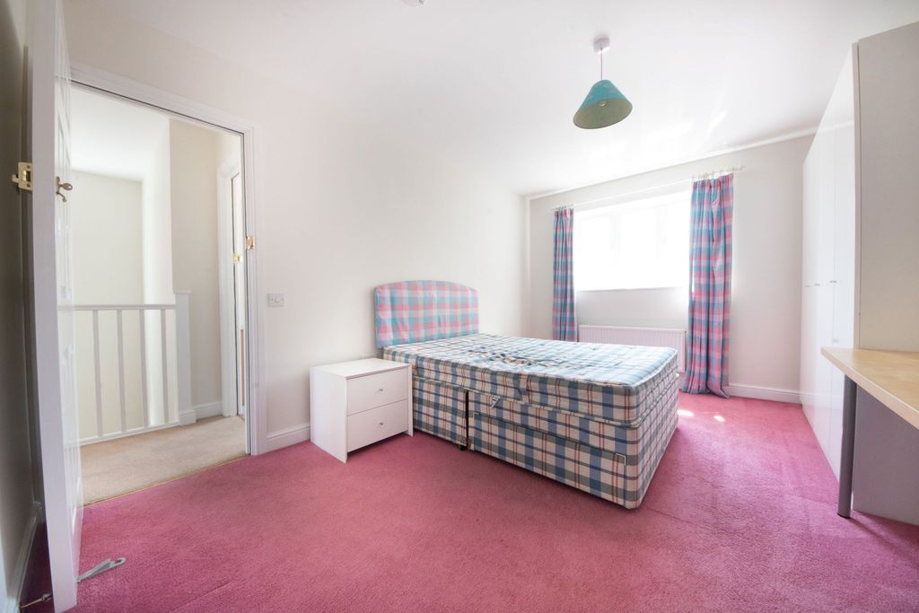 Additional image 3 of 6 bed link detached house to rentLlanbadarn Fawr, Aberystwyth SY23