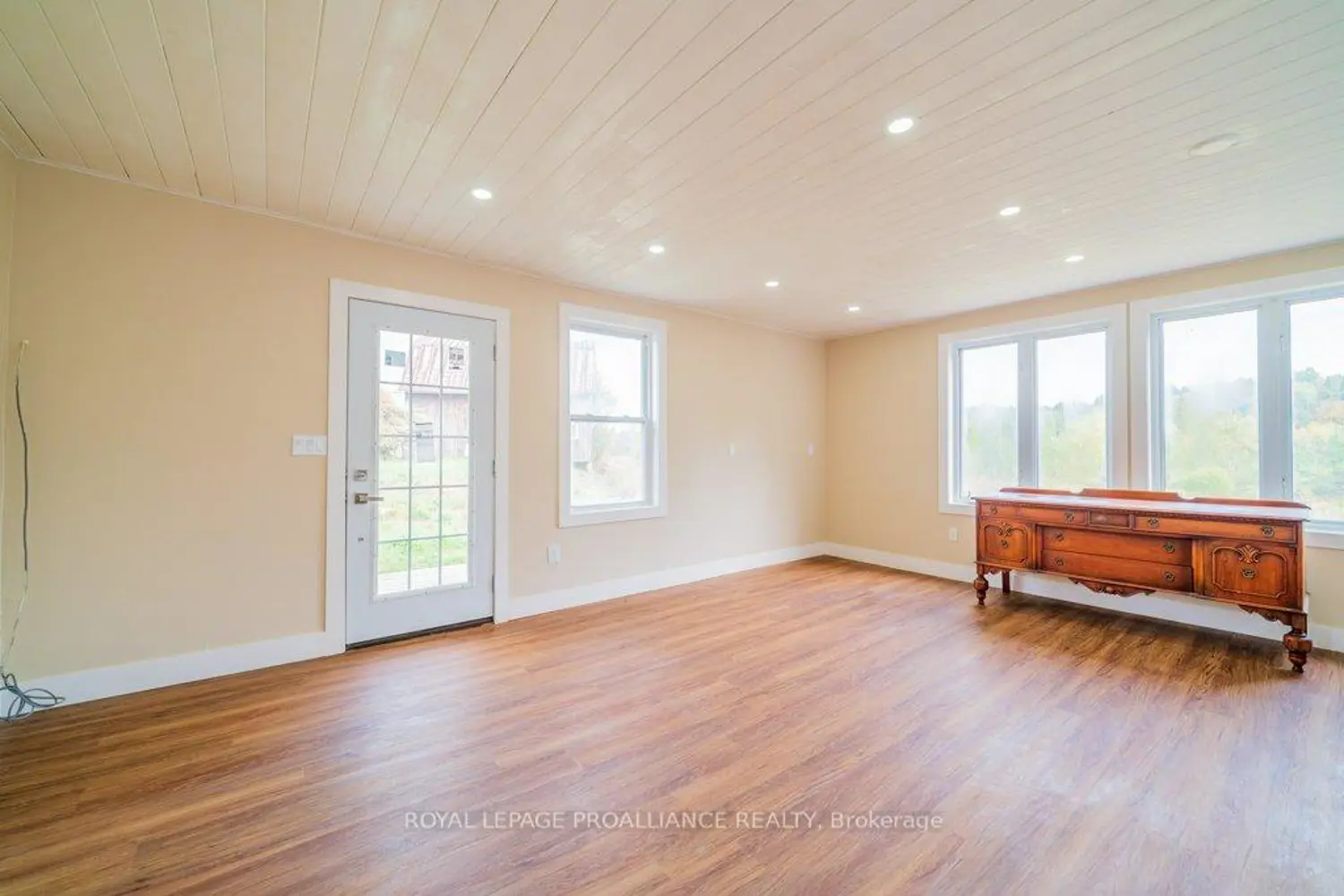 Additional image 7 of 5948 Ardoch Road