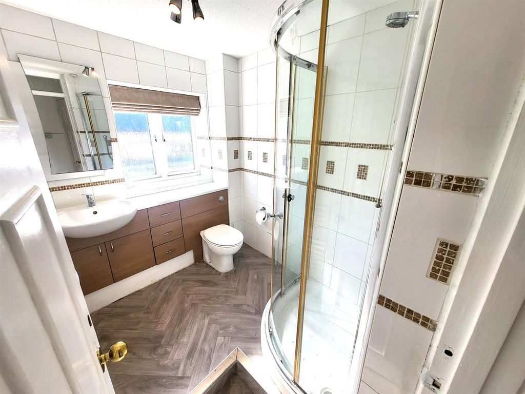Additional image 16 of 3 bed flat to rentDuckmill Crescent, Bedford MK42