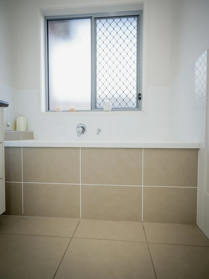 Additional image 14 of 6 Clearview Drive, Roma QLD 4455