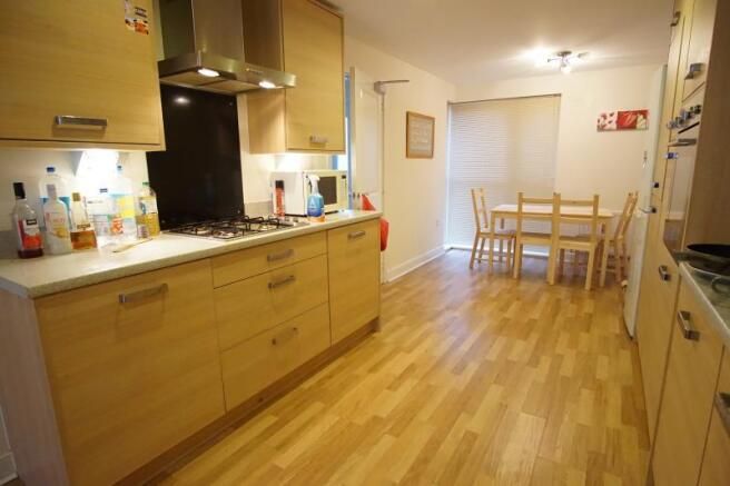 6 bed shared accommodation to rentLong Down Avenue, Bristol, Gloucestershire, 1ft, Gb BS16 photo 2