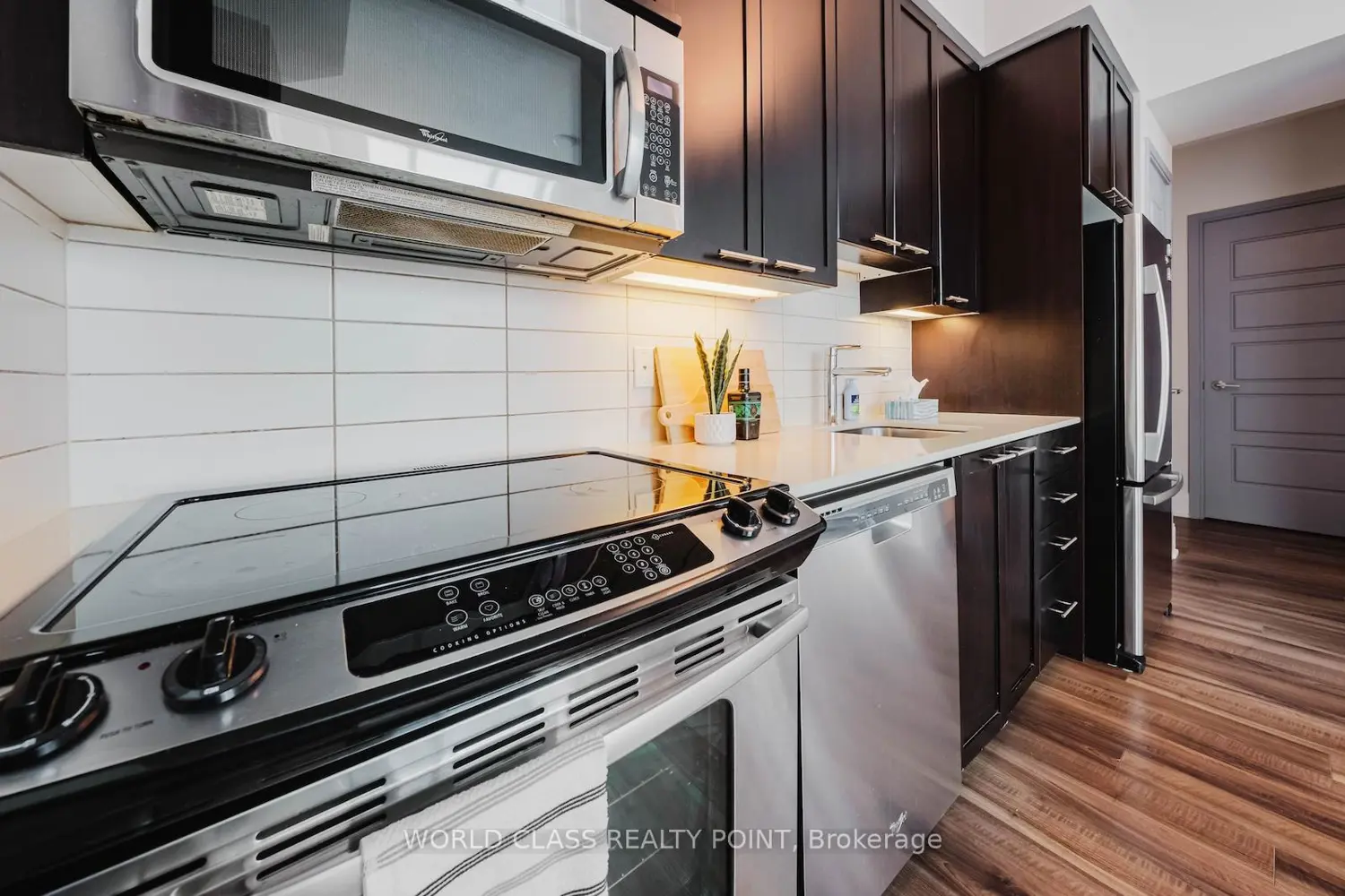 Additional image 10 of 15 Viking Lane 2502