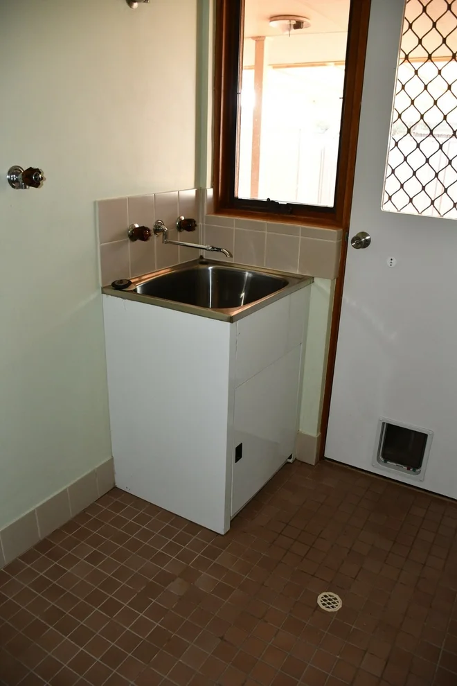 Additional image 10 of Unit 9/6 Phibbs Court, Roxby Downs SA 5725