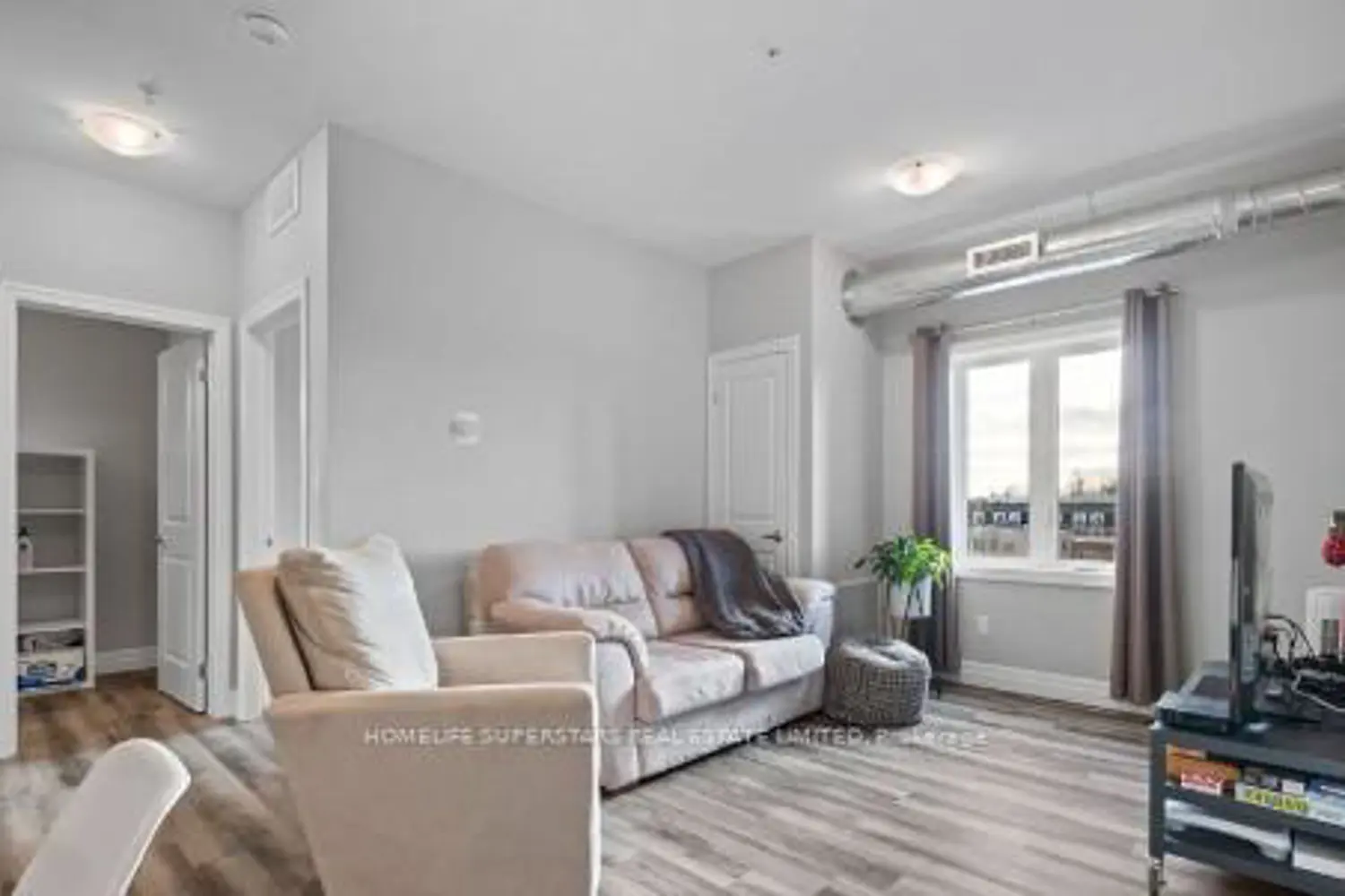 Additional image 5 of 501 Frontenac Street 104