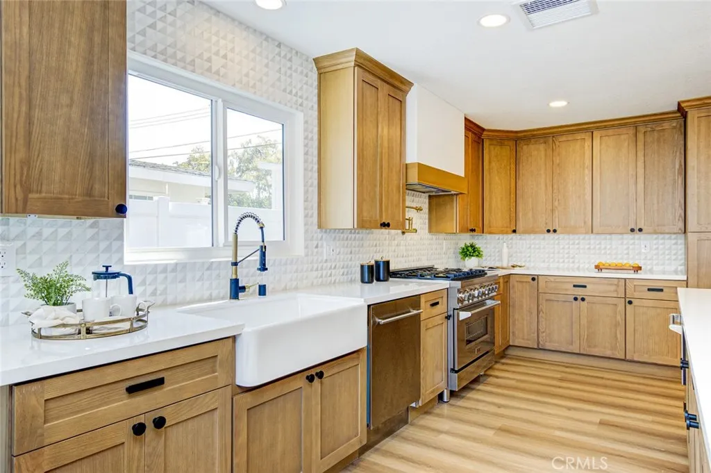 Additional image 68 of 2433 Littleton Pl, Costa Mesa, CA 92626