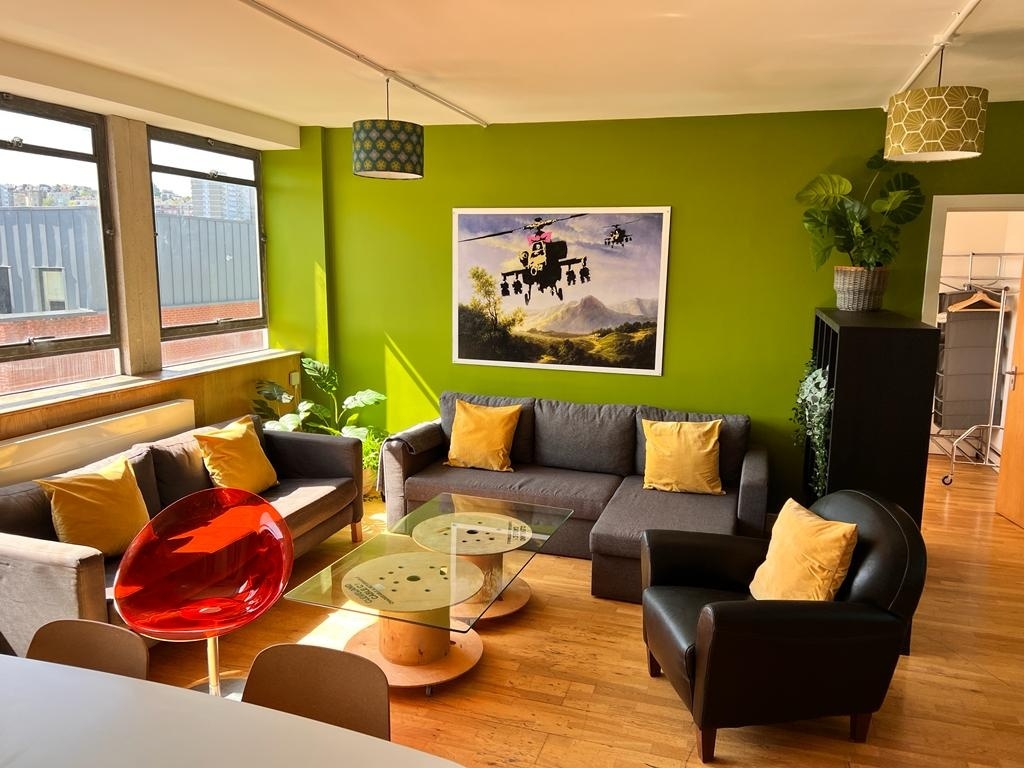 3 Bed Flat, Wilder Street, BS2, N1 7GU