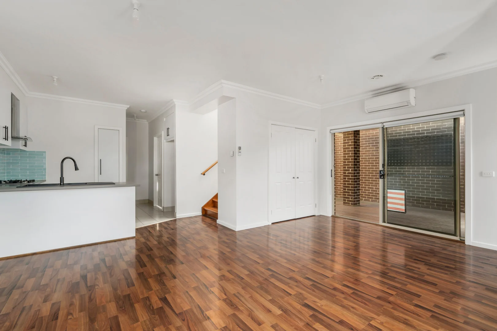 Additional image 4 of 2/93 Salmon Street, Hastings VIC 3915