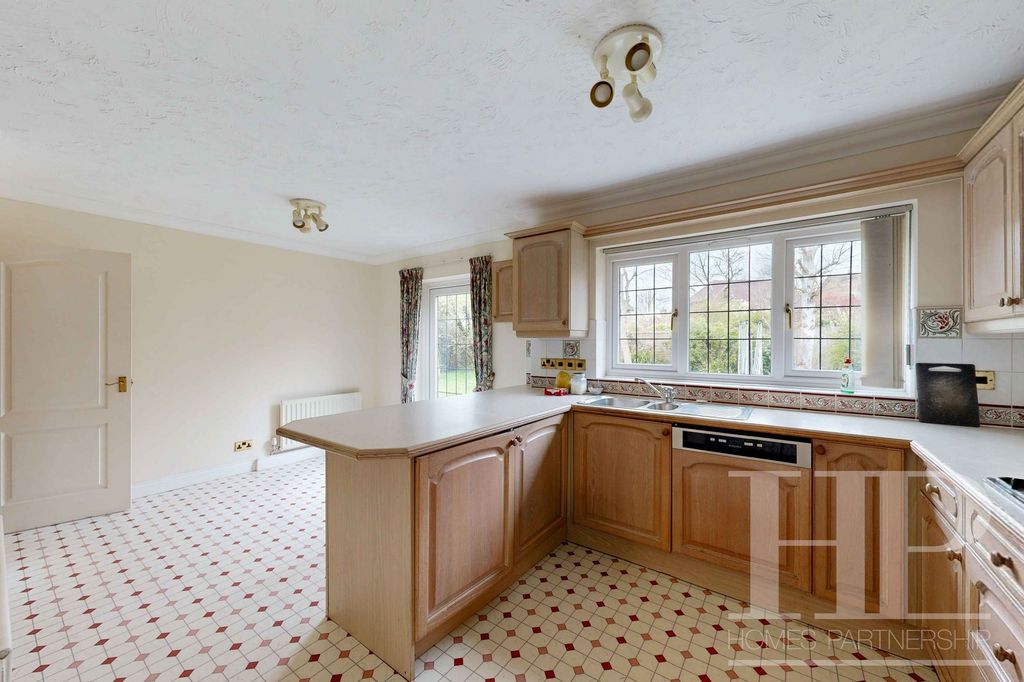 Additional image 24 of 4 bed detached house to rentHatchlands, Horsham RH12
