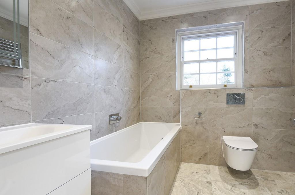 Additional image 13 of 8 bed detached house to rentSouth Drive, Wentworth, Virginia Water, Surrey GU25