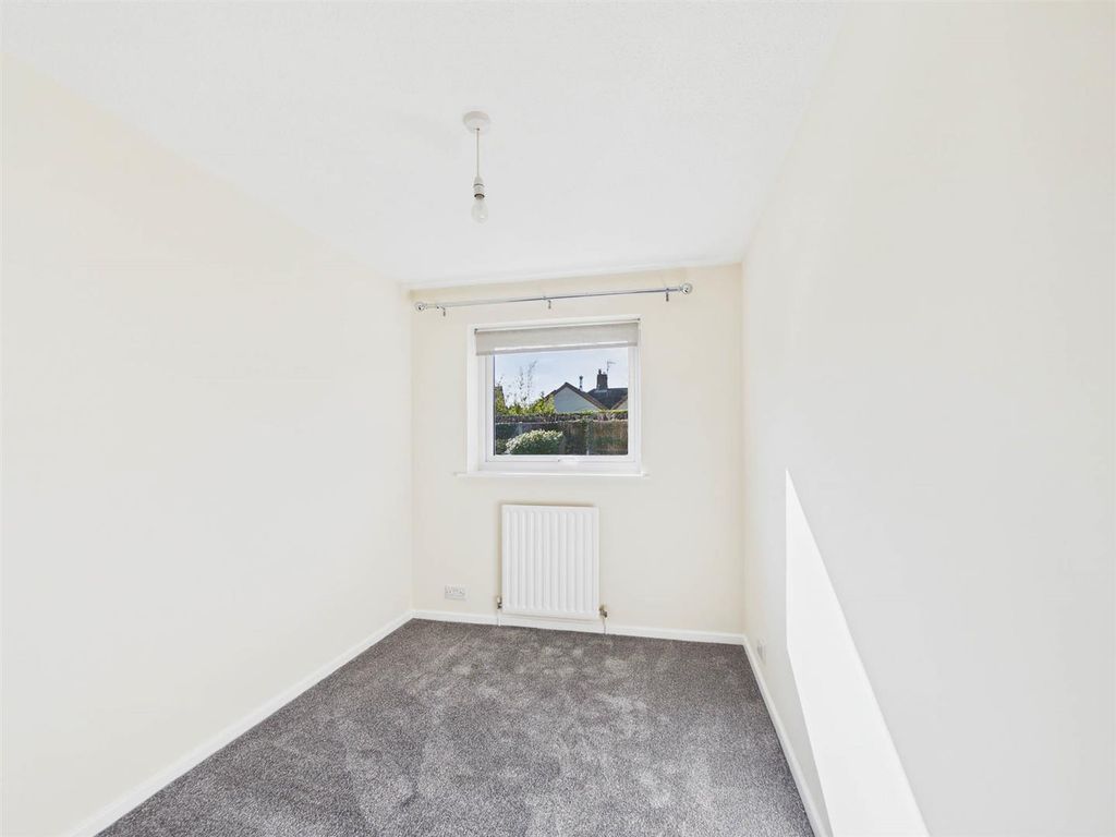 Additional image 9 of 3 bed detached bungalow to rentHillview Gardens, Ryall, Upton-Upon-Severn, Worcester WR8
