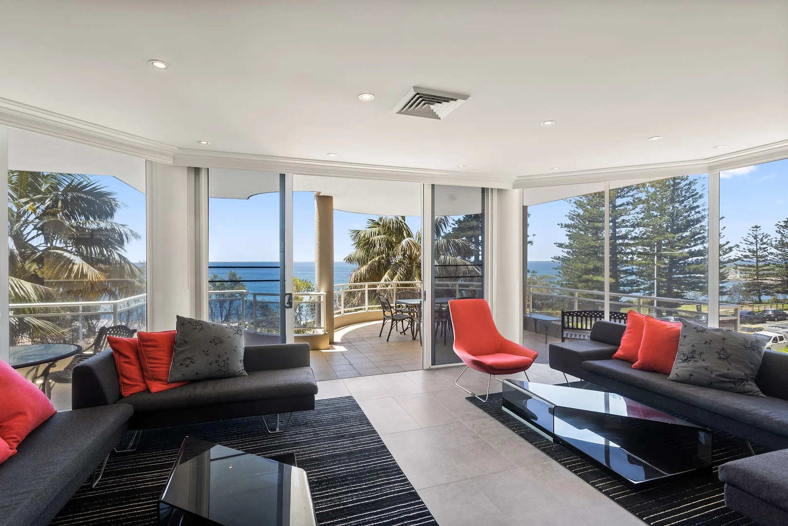 Additional image 2 of 2/26 Cliff Road, Wollongong NSW 2500