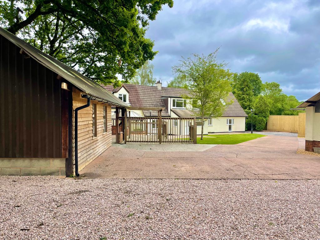 Additional image 29 of 4 bed detached house to rentTedburn Road, Whitestone, Exeter EX4