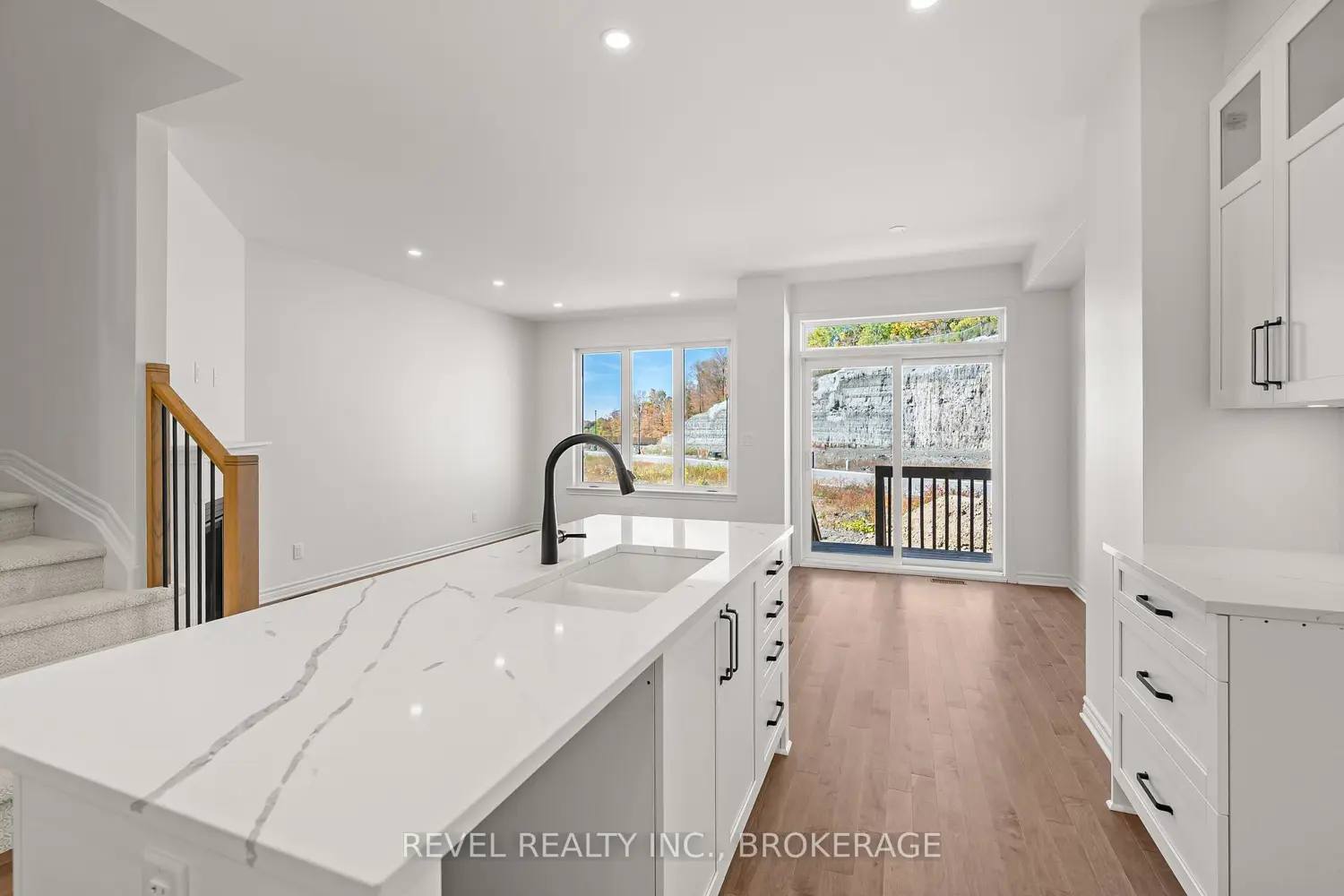 Additional image 5 of 332 Dockside Drive