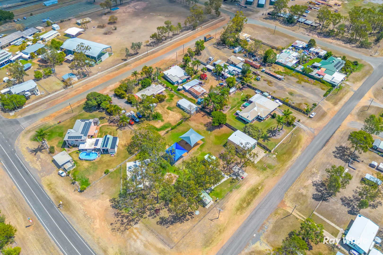 Additional image 24 of 30 Blackall Street, Dingo QLD 4702