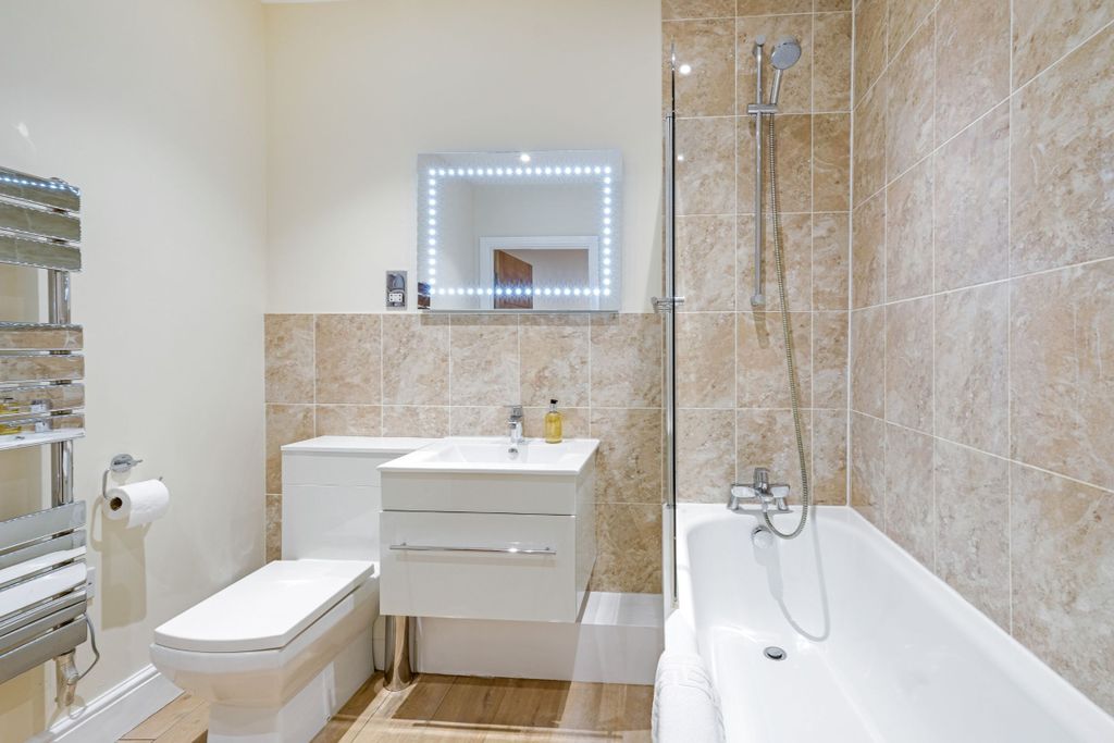 Additional image 42 of 3 bed flat to rentQueen Street, Maidenhead SL6