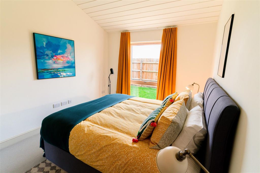 Additional image 15 of 4 bed detached bungalow to rentNewmarket Road, Stretham CB6