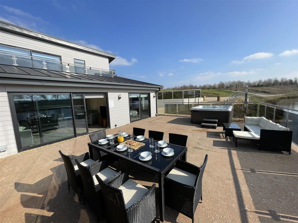 4 bed semi-detached house to rentIlchester, Yeovil BA22