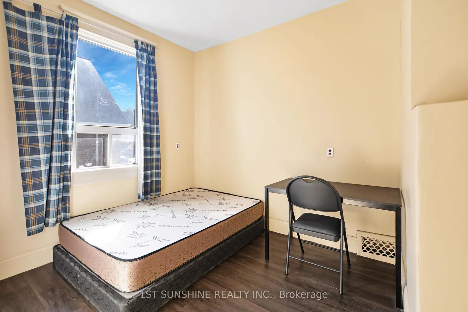 Additional image 4 of 61 Broadway Avenue