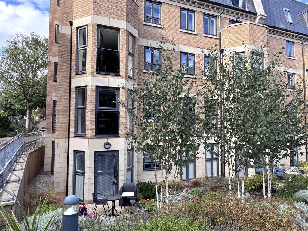 Additional image 31 of 2 bed flat to rentBeckett Grange, Berneslai Close, Barnsley S70